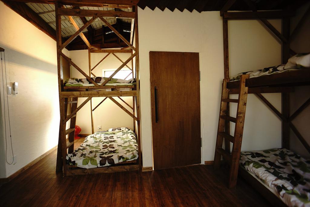 Guesthouse Hideout Himeji Exterior photo